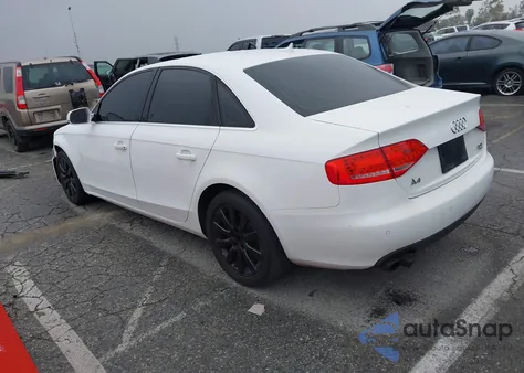 2011 Audi A4 2.0T Premium z USA, uszkodzony, nr VIN WAUFFAFL4BN008265